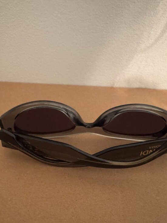 Authentic Fendi FE40125I 95N Sunglasses main image 8